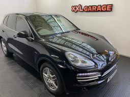 Porsche Cayenne full