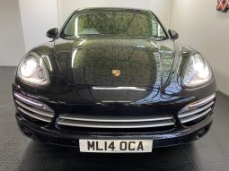 Porsche Cayenne full
