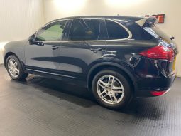 Porsche Cayenne full