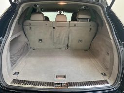 Porsche Cayenne full