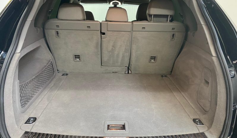 Porsche Cayenne full