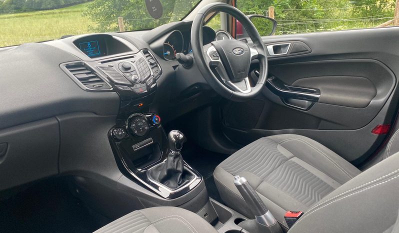 Ford Fiesta 2013 full